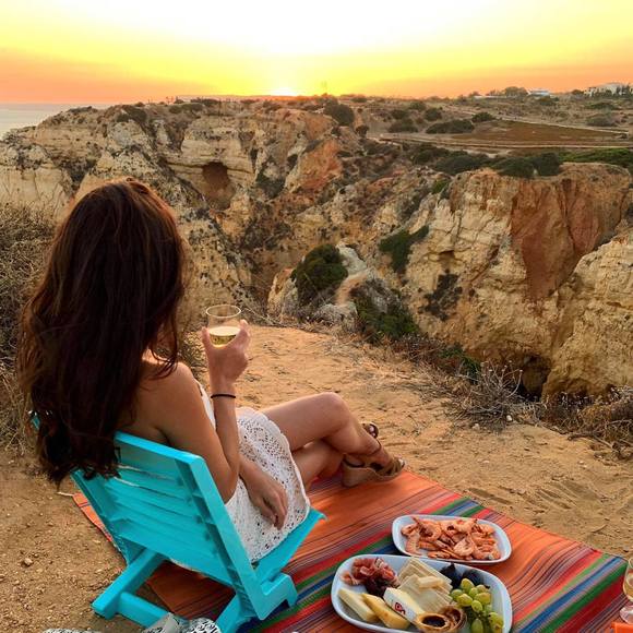 Meet your Posher, Felicia - Picture 1 of 1